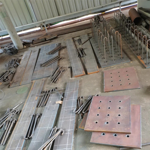 有哪些其他因素会影响宝鸡预埋件位置的确定？