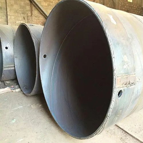 宝鸡钢护筒的生产工艺主要包括以下步骤